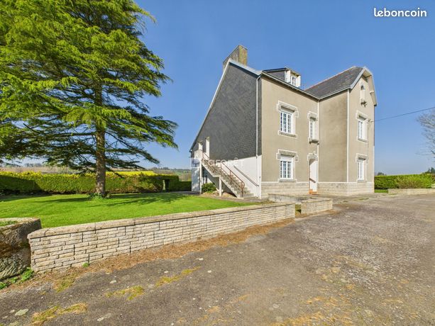Propriété 10 pièces 217 m²