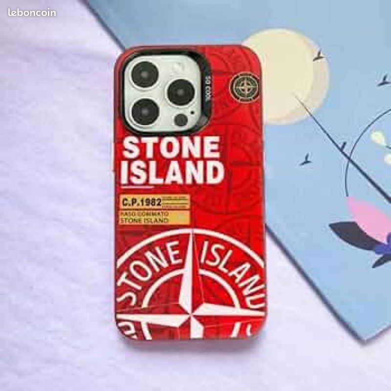 Coque iPhone 12 Pro Max stone island - Accessoires téléphone & Objets connectés
