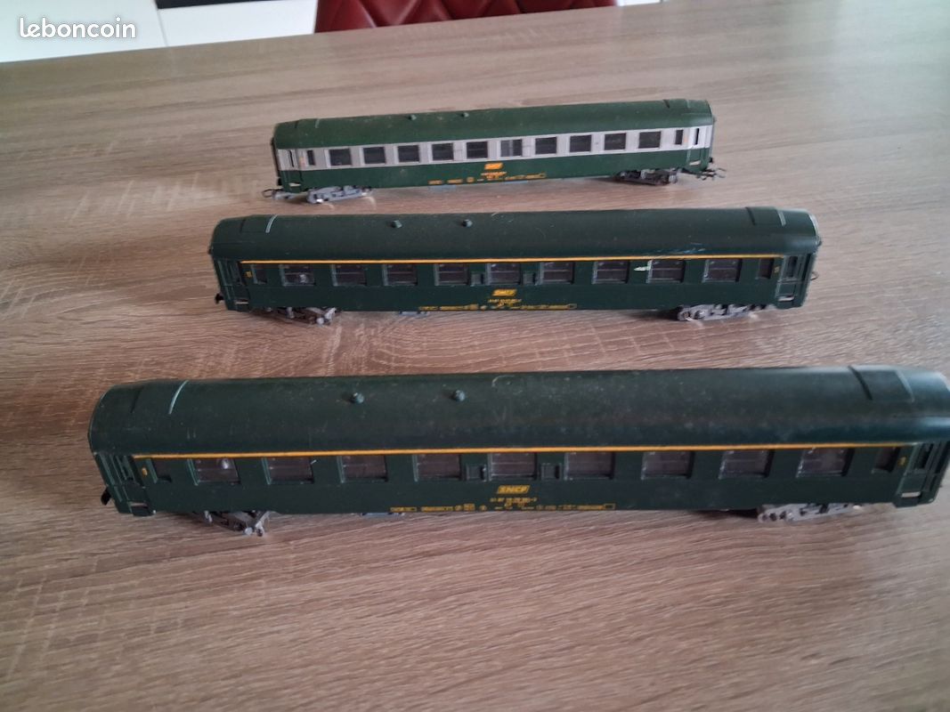Lot De 3 Wagons Voyageurs Jouef - Modélisme Ferroviaire - Occasion