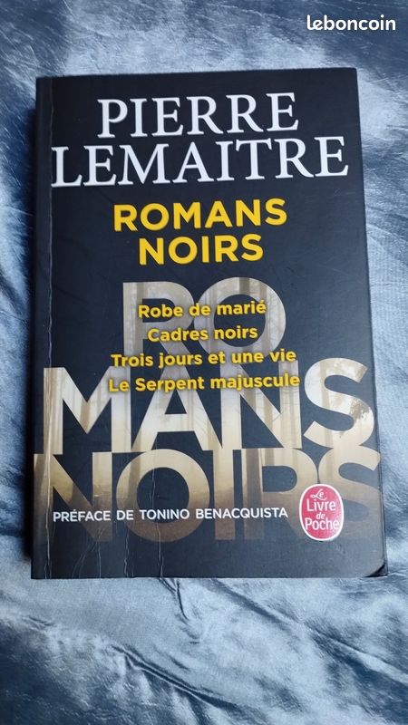 V le livre de poche Pierre Lemaître romans noirs robe de mariée