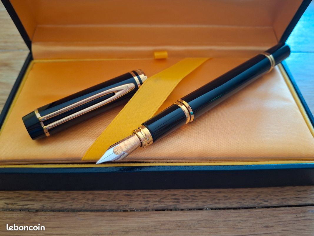 Stylo Plume WATERMAN MAN 200 - Plume En Or, Résine Noire - Occasion Collection Prestige