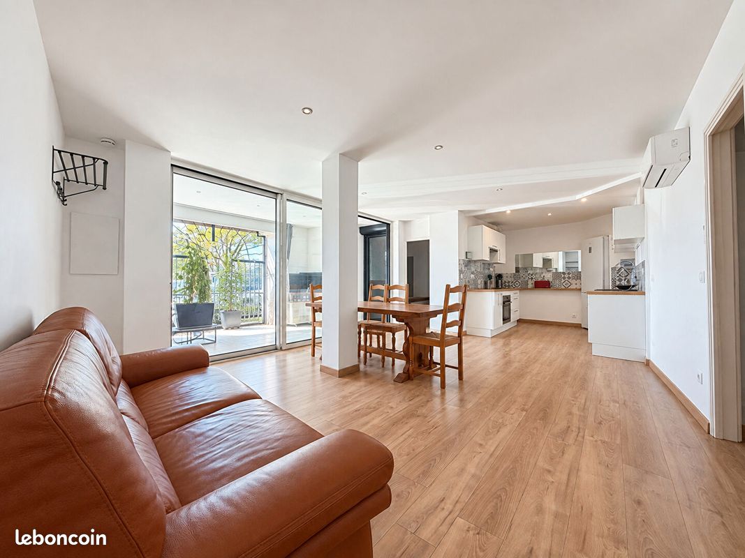 Appartement 2 pièces 81 m² · à Saint-Jean-de-Védas · 81 m² · 239 400 €