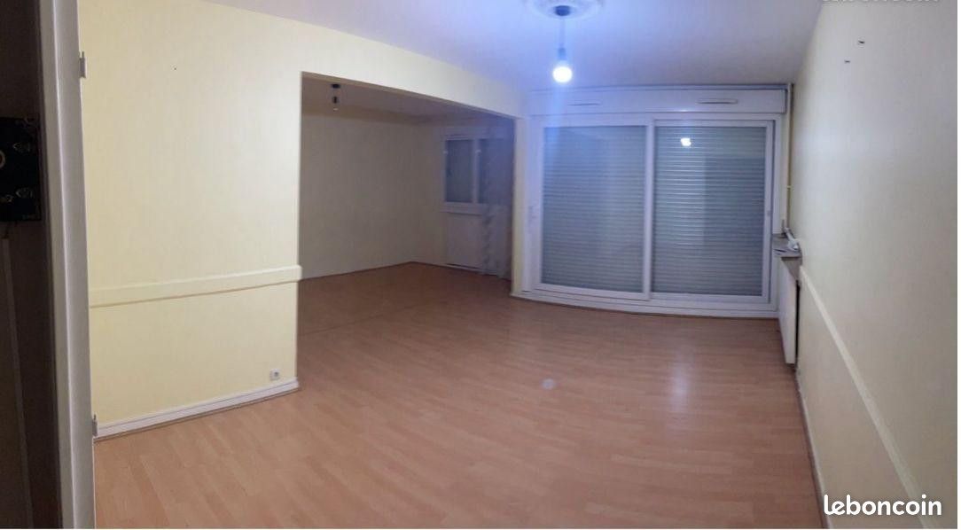 Appartement 3 pièces 97 m² · à Saint-Étienne · 97 m² · 800 €/mois