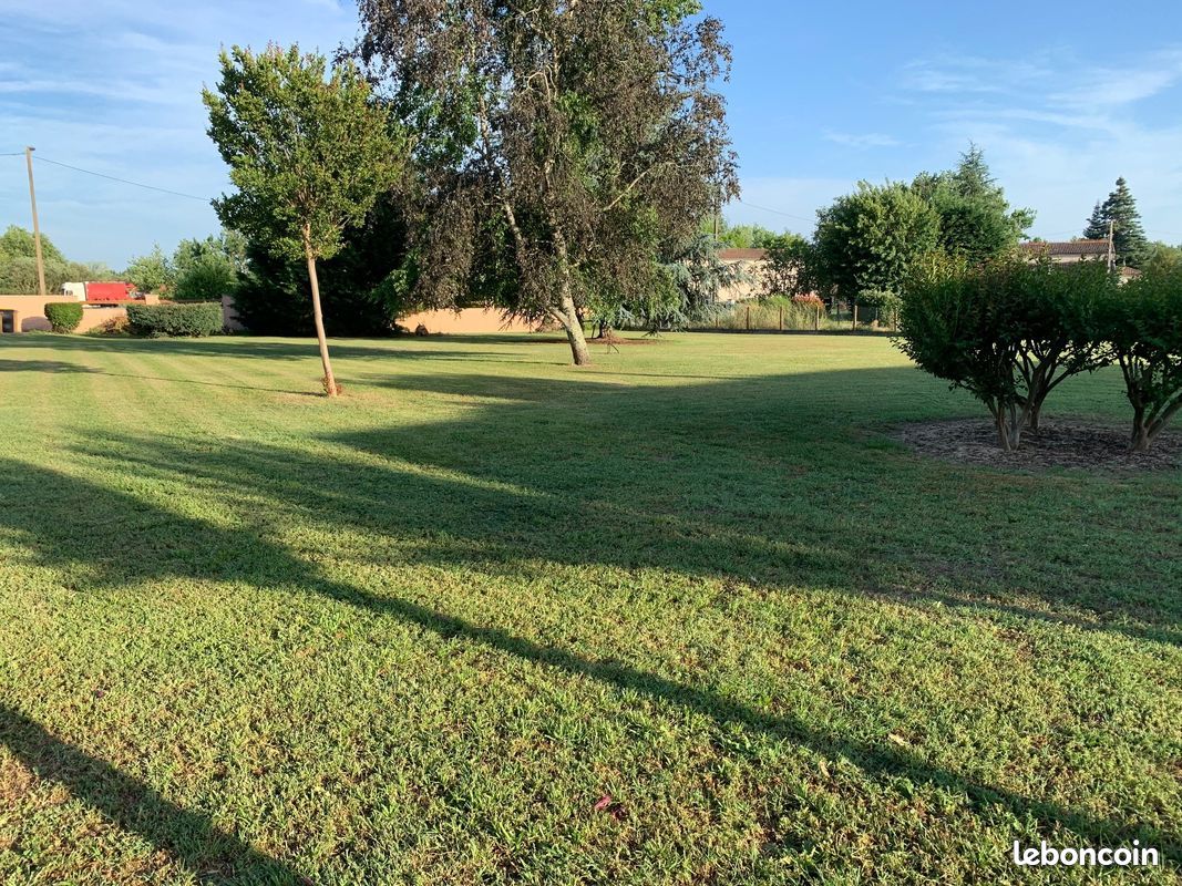 Terrain viabilisé - 540 m² environ · à Marsas · 86 000 €