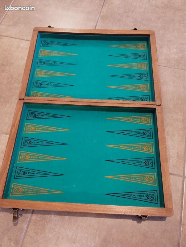Grand Backgammon en bois massif ancien (image 9)
