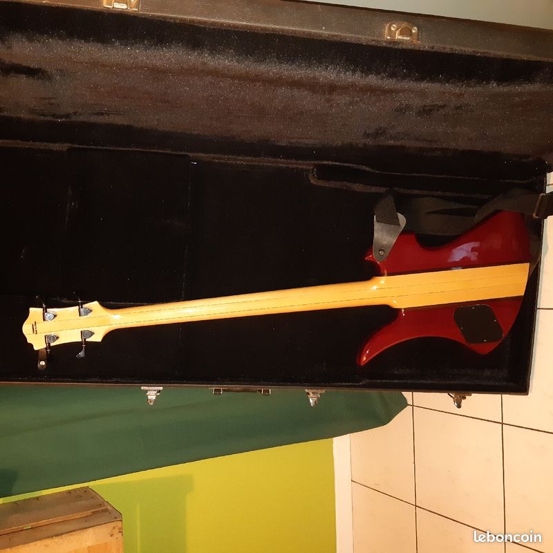 Basse MockingBird BC Rich (image 2)