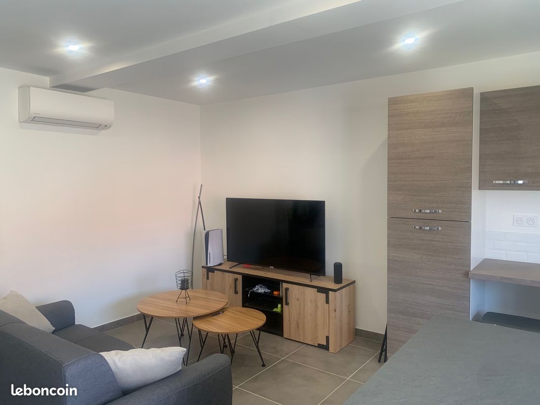 Appartement 3 pièces 74 m² · à Toussieu · 74 m² · 950 €