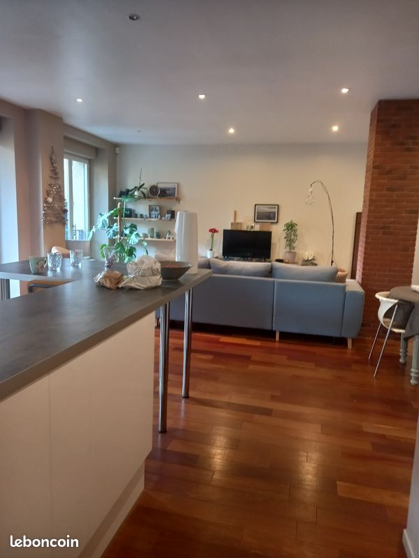 Appartement 3 pièces 85 m² · à Saint-Étienne · 85 m² · 850 €