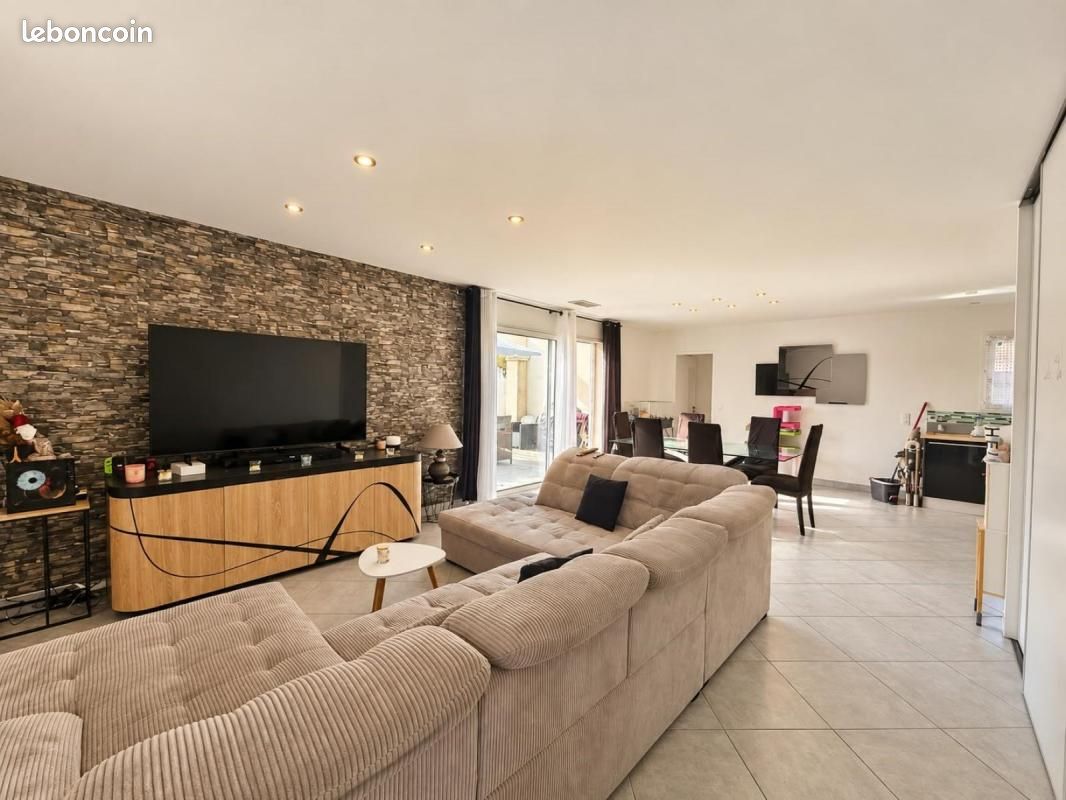 Maison 4 pièces 117 m² · à Poussan · 117 m² · 389 000 €