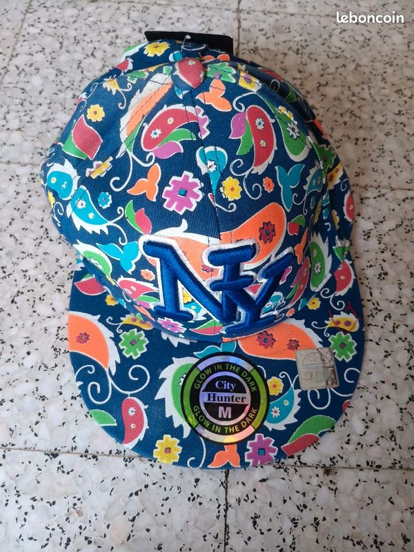 Casquette neuve (image 4)