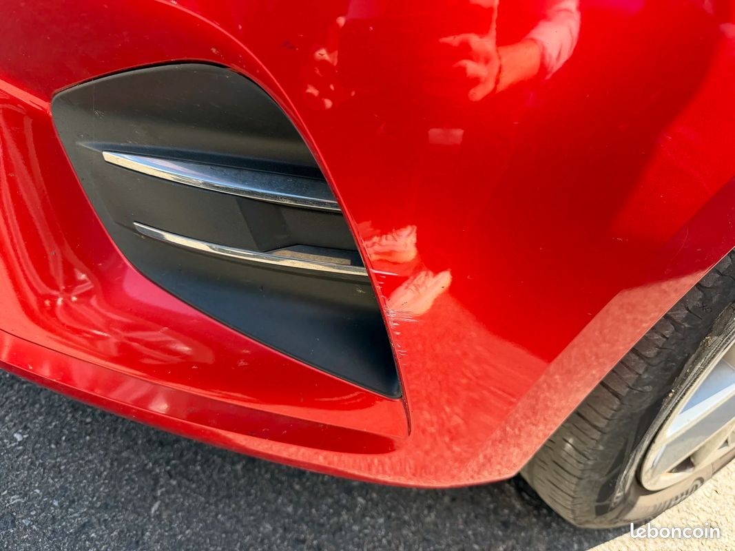 Renault CLIO V Blue dCi 85 CV Zen + CARPLAY + RADARS DE RECUL + CLIMATISATION + FULL LED (image 29)