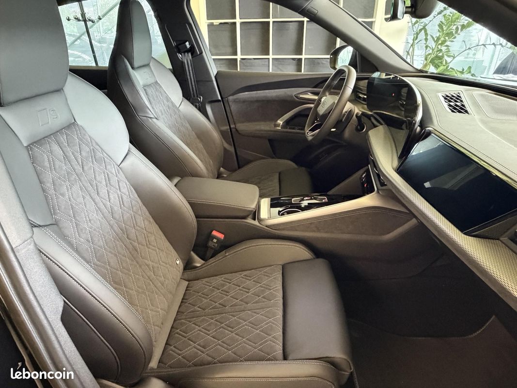 AUDI Q5 Sportback e-hybrid 299 ch S tronic 7 Quattro S line (image 21)