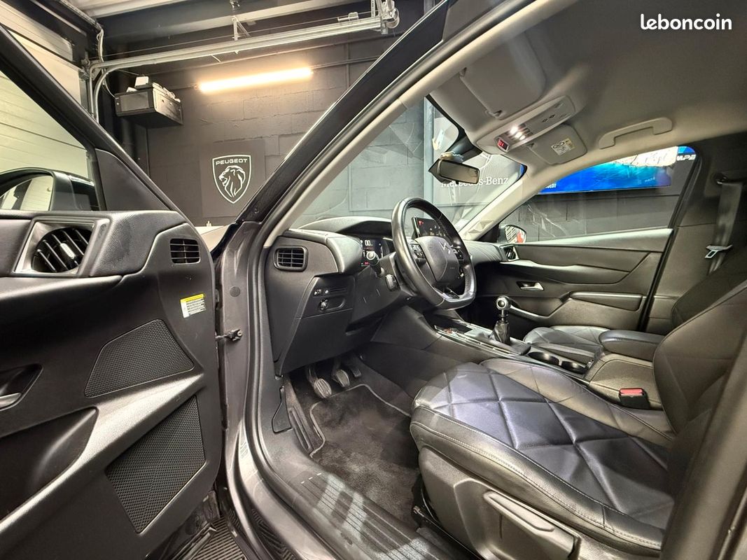 DS DS 3 Crossback 1.2 PURETECH 100 GRAND CHIC - CUIR - CARPLAY (image 11)