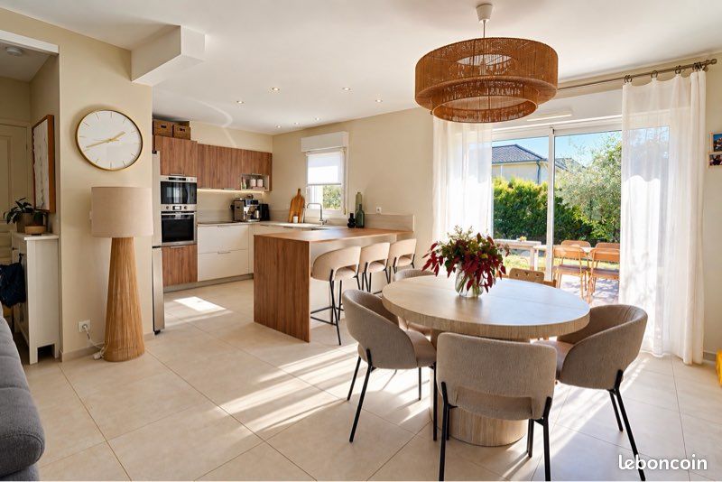 Maison 5 pièces 108 m² · à Sébazac-Concourès · 108 m² · 349 000 €