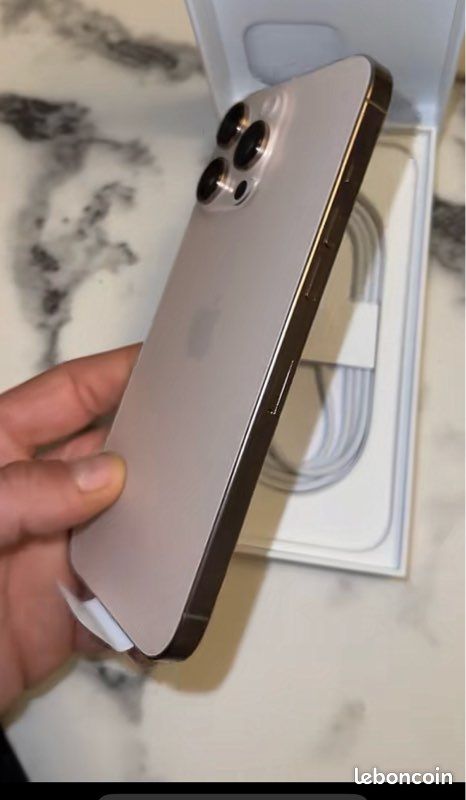 Iphone 16 pro max (image 1)