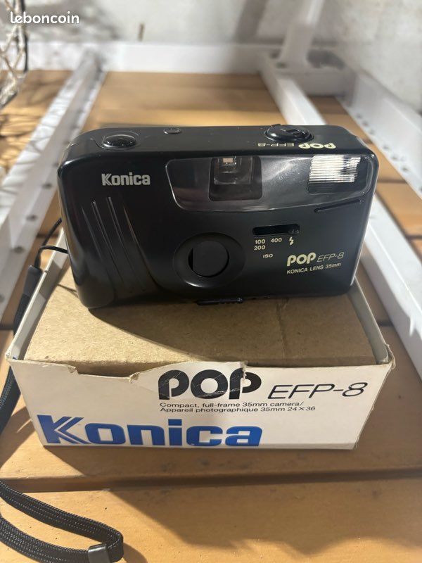 Appareil Photo Compact Konica EFP-2 - Argenté - Pour Pièces Ou Réparation