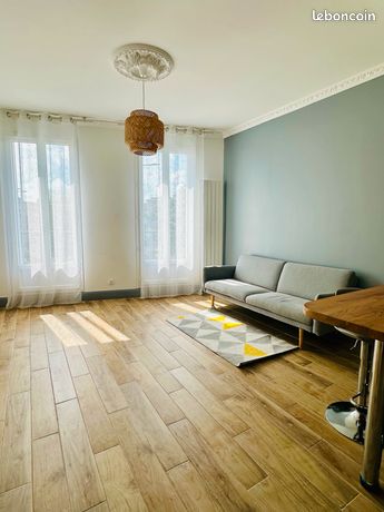 T3 bis meublé refait à neuf + place parking