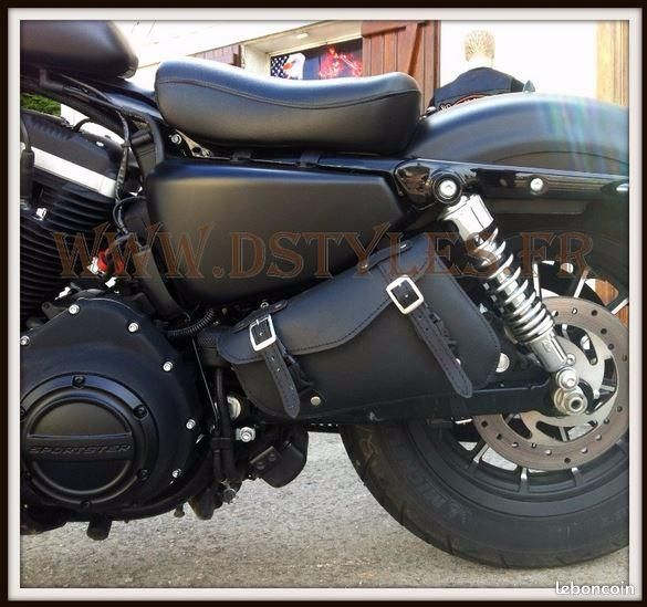 Leapiture 1 Paire Sacoches pour Moto en Cuir PU, Sacs de Rangement et Sac à Outils Latéral Noir Leapiture 1 Paire Sacoches pour Moto en Cuir PU, Sacs de Rangement et Sac à Outils Latéral Noir