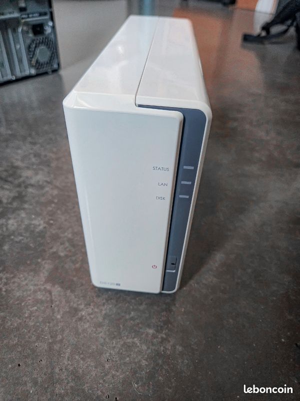 NAS Synology DS120J 8To (image 1)
