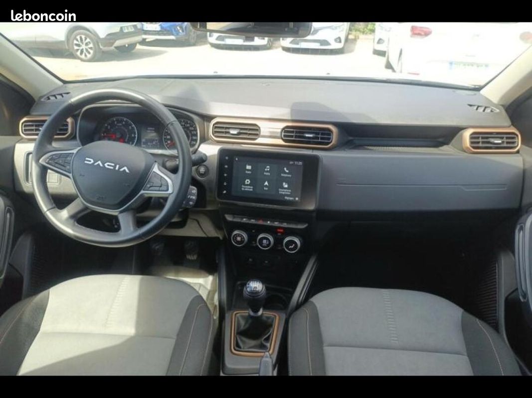 Dacia Duster 1.3 TCe 130ch FAP Extreme 4x2 (image 8)