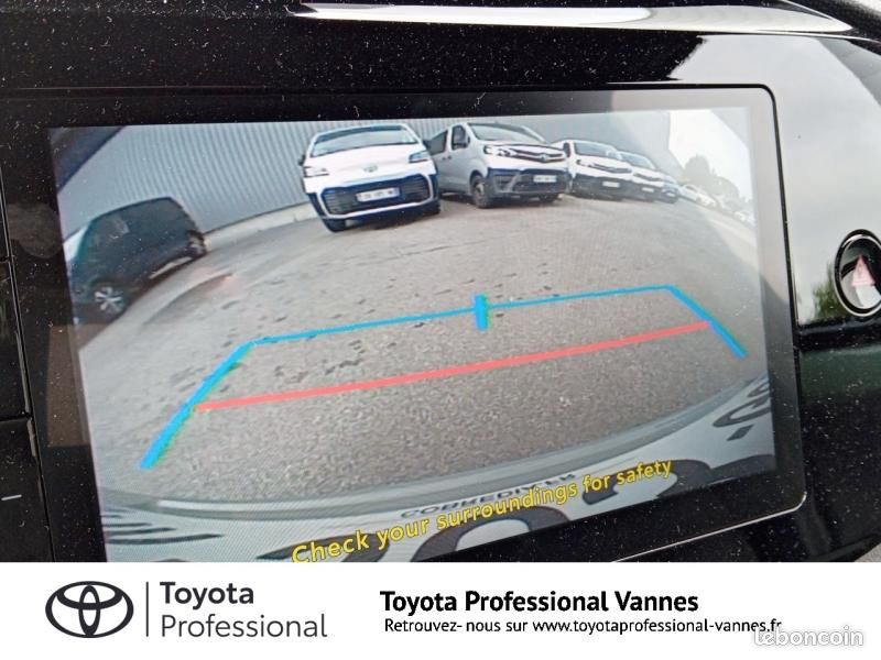 Toyota Aygo X 116h Graphic (image 18)