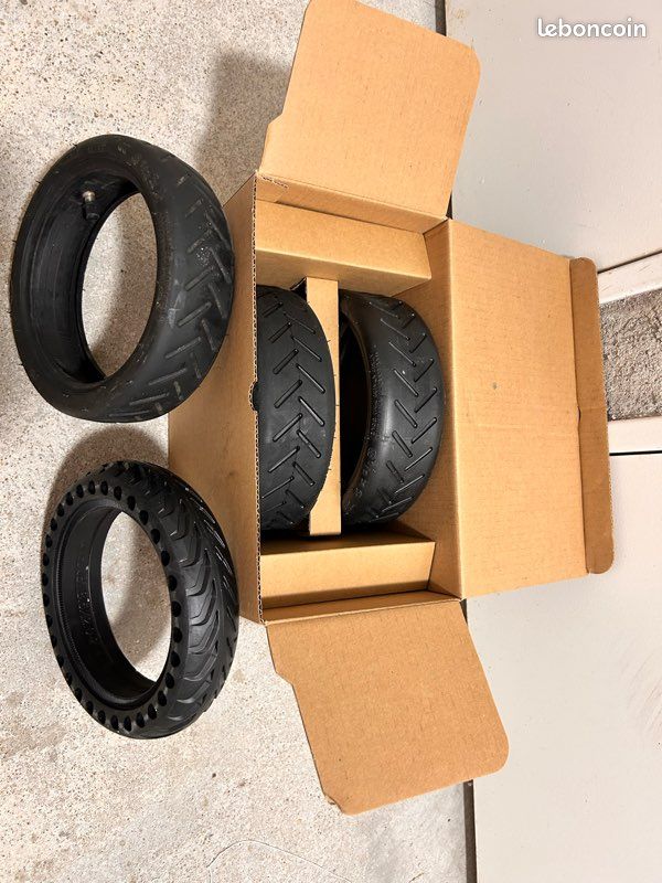 Lot 4 pneus pour trottinette électrique – Pleins et gonflables – Neufs (image 1)