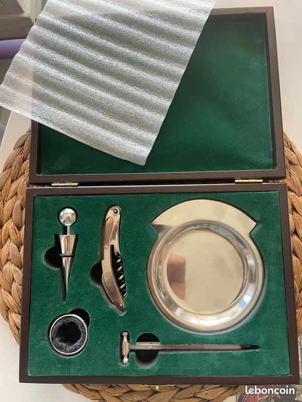 Coffret oenologie (image 1)