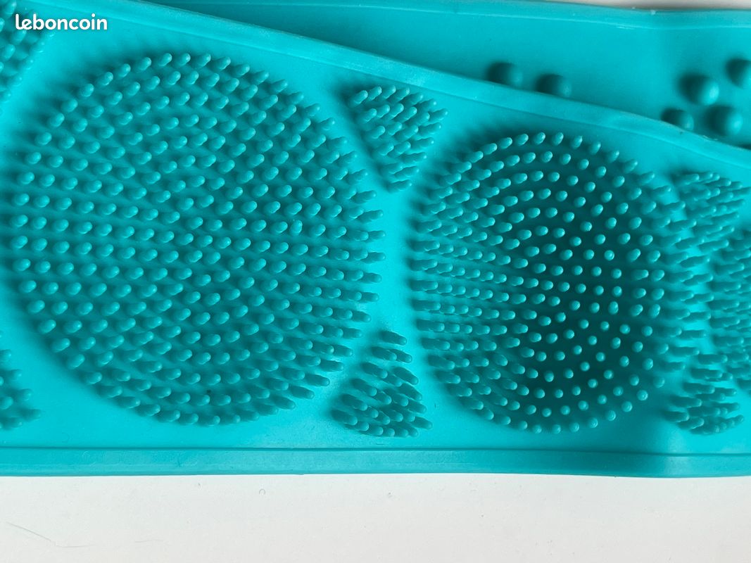 Brosse à dos..indispensable dans la salle de bains :) (image 9)