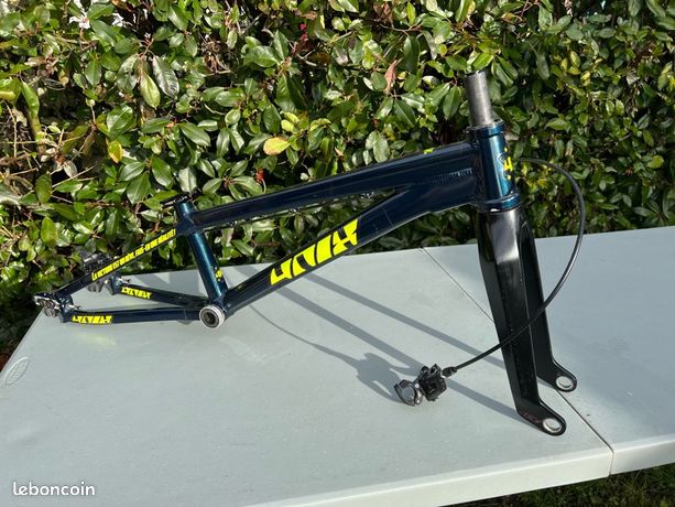 Le BMX Cult : Le nouveau roi du vélo freestyle