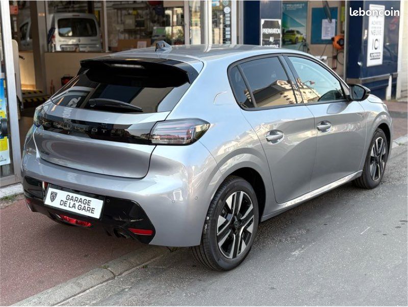 Peugeot 208 Allure 1.2 Turbo 100 – NOUVEAU MOTEUR DISTRIBUTION A CHAÎNE – 500 km – Garantie 8 ans (image 4)