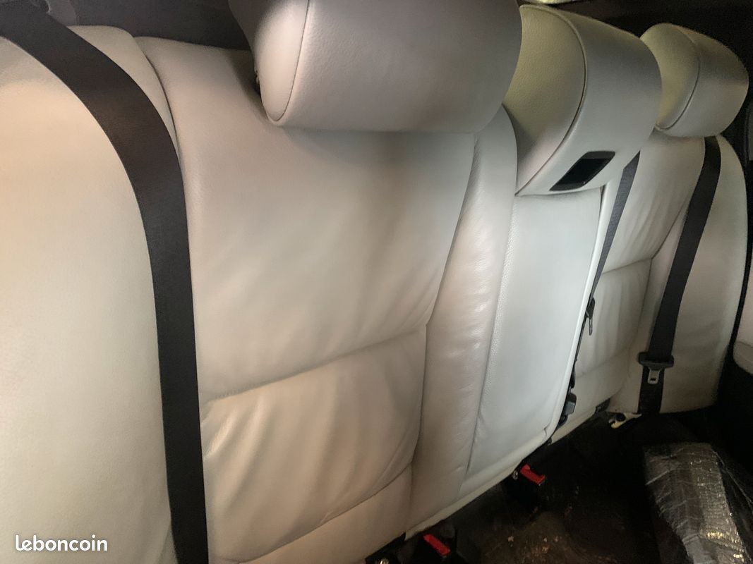 INTERIEUR CUIR BMW E60 Pack M Couleur gris clair Prix 990 Euros LIVRAISON POSSIBLE (image 2)