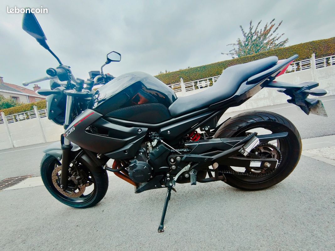 Moto Yamaha XJ6 (image 2)