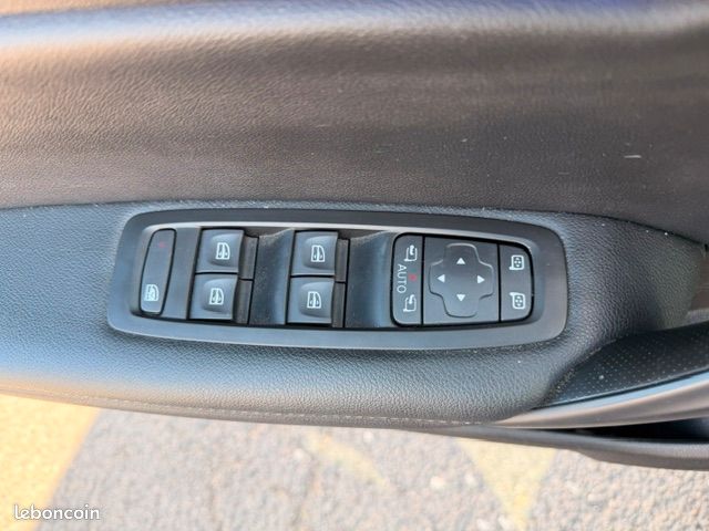 Renault MEGANE IV 1.2 TCE 130CH ENERGY GT LINE EDC + TOIT OUVRANT (image 10)