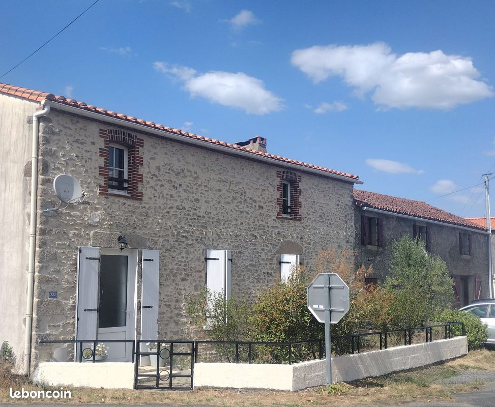 Maison 5 pièces 100 m² · à Cugand-la-Bernardière · 100 m² · 230 000 €