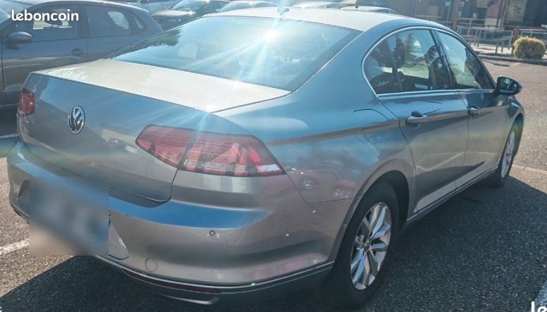 PASSAT B8 2.0 TDI 150 CV Confortline (image 2)