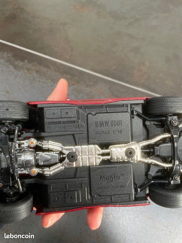 Voiture Miniature de Collection - MAISTO 1/18 - FORD Mustang Mach 1