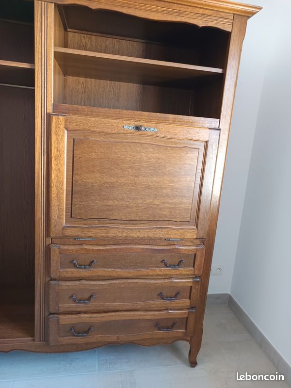 Armoire en bois avec son secrétaire intégré (image 11)