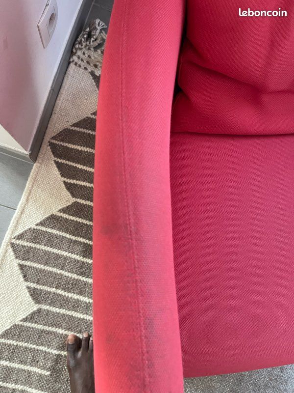 Fauteuil HABITAT Antoine – Design – Rouge – Confortable (image 4)