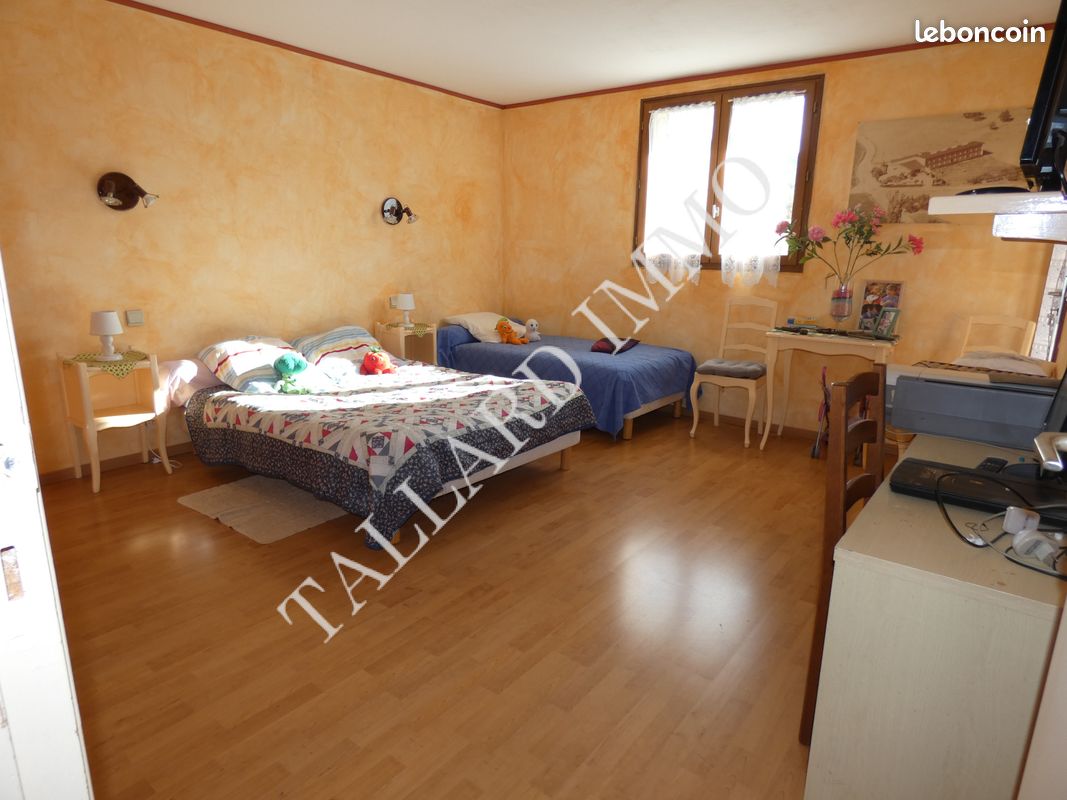 Maison 12 pièces 342 m² (image 22)