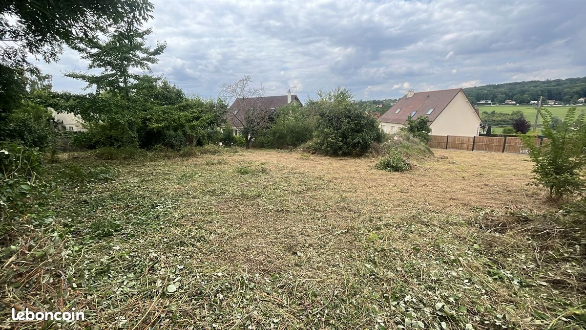 Terrain à bâtir 794m² - Bazemont · 149 000 €