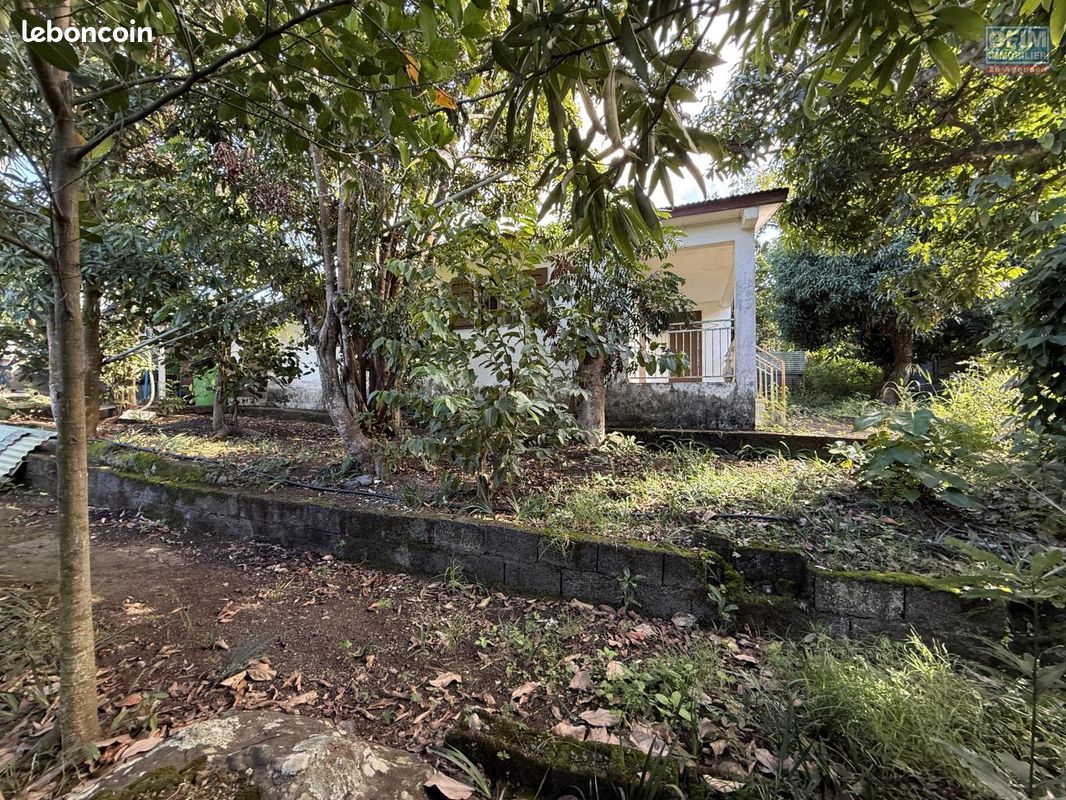 Maison 7 pièces 190 m² · à Saint-Louis · 190 m² · 200 000 €