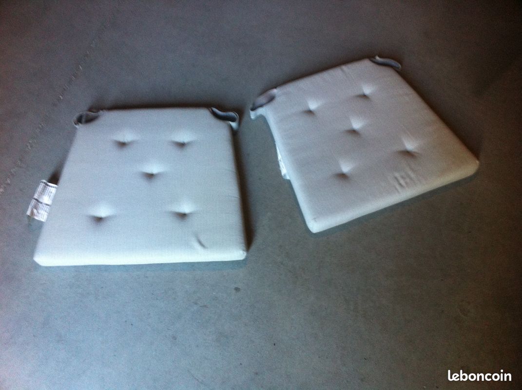 2 assises matelassées pour chaise avec accroches (image 1)