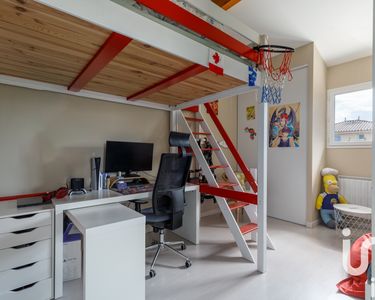 Maison 750 000 € - 199 m²
