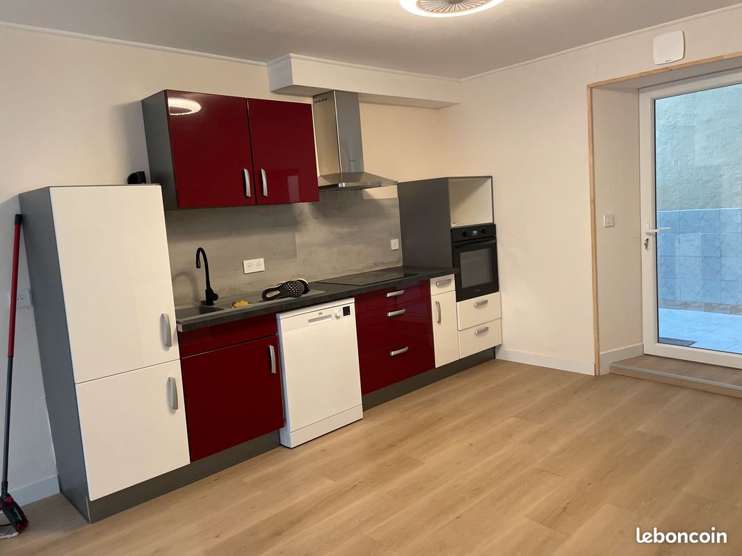 Appartement 4 pièces 71 m² · à Marcigny · 71 m² · 570 €
