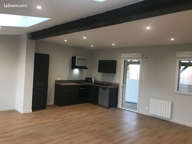 Maison 4 pièces 120 m² · à Saint-Julien-de-Concelles · 120 m² · 1 200 €