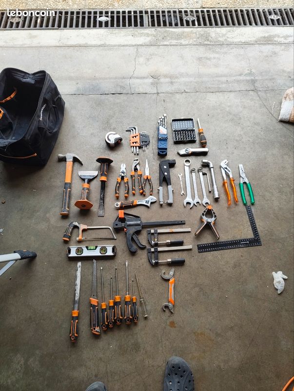 Lot outils Magnusson + Niveau Laser + Sacoche (image 9)