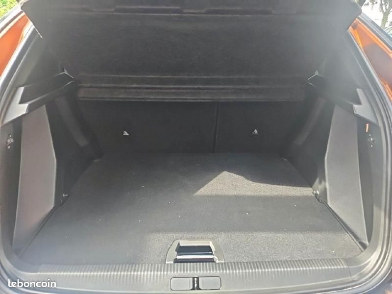 Peugeot 2008 1.2 PureTech 100ch S&S Style (image 6)