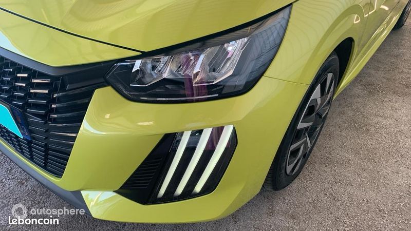 Peugeot 208 1.2 PureTech 100ch S&S Active (image 17)