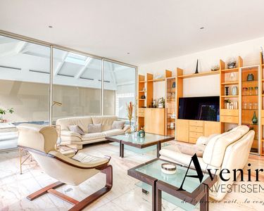 Maison 1 695 000 € - 432 m²