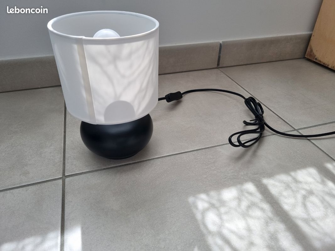 Lampe de chevet (image 2)